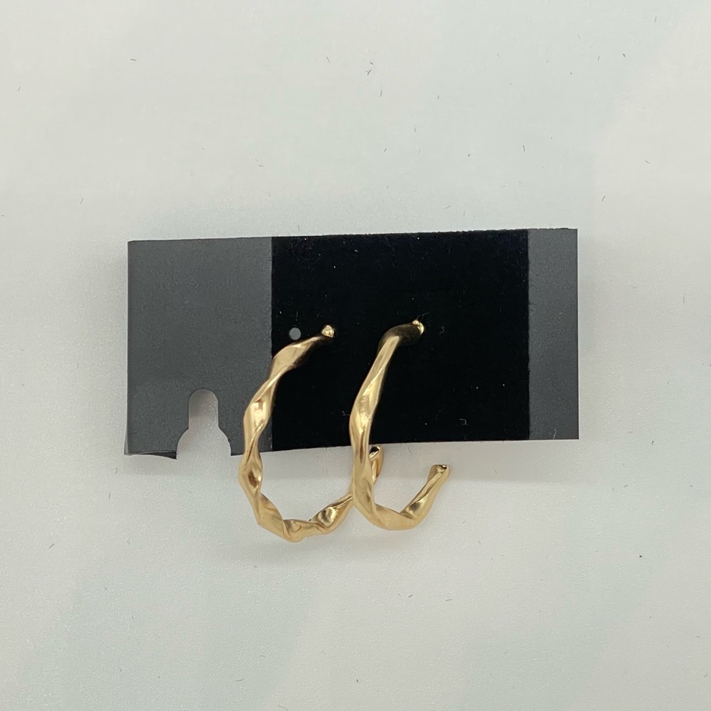 Twisted Gold Hoop Earrings